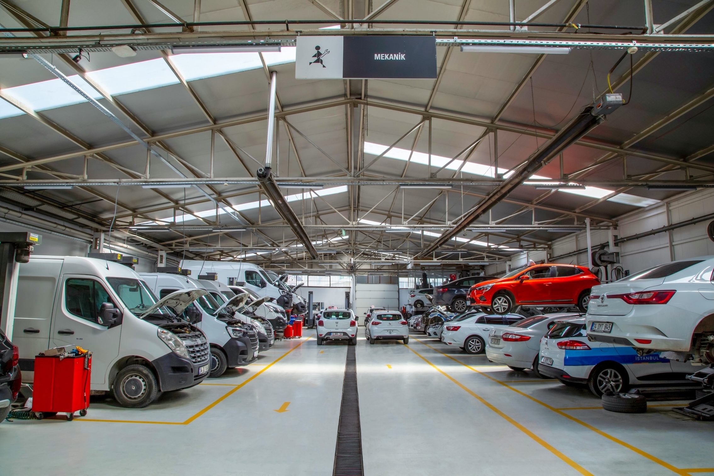 Autostar professional car workshop, where experienced mechanics perform comprehensive WOF inspections on all vehicles.